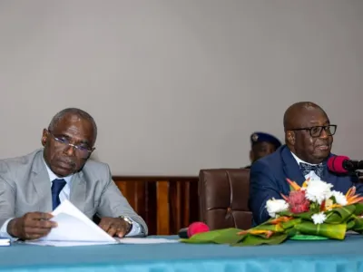 Adrien Nguema Mba, Ministre de l’Intérieur, de la Sécurité et de la Décentralisation et François Ndong Obiang, ministre de la réforme