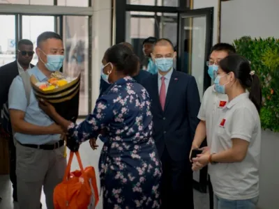 Une équipe d'experts médicaux chinois arrive en RDC pour soutenir la lutte contre Ebola