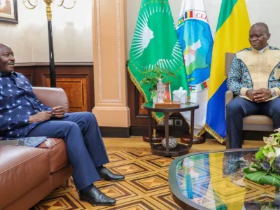 Brice Clotaire Oligui Nguema, président du Gabon et Henri Claude Oyima, PDG de BGFI Bank