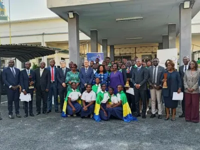 Cérémonie de remise d’équipements aux Clac du Gabon