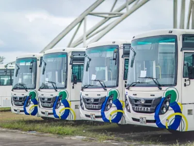 Bus de la Compagnie nationale de transport (CNT)
