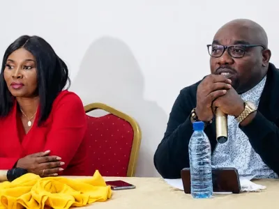 Conférence de presse de l'artiste neige