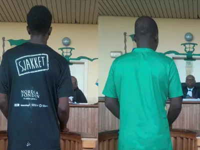 Les deux prévenus au moment de leur instruction à la barre