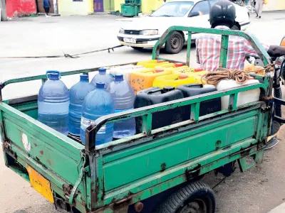 Distribution d'eau dans Libreville