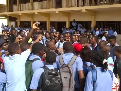 Élèves au Gabon