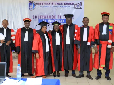 Impétrants et membres du jury a l’issue des soutenances