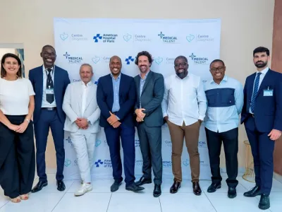 Personnel du Centre Diagnostic de Libreville et de l'hôpital américain de Paris