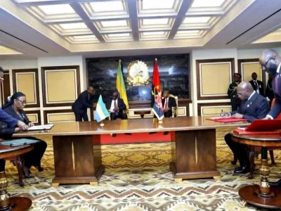 Signature de  trois accords stratégiques entre le Gabon et l'Angola