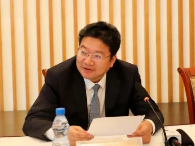  Zhou Ping, ambassadeur de Chine au Gabon